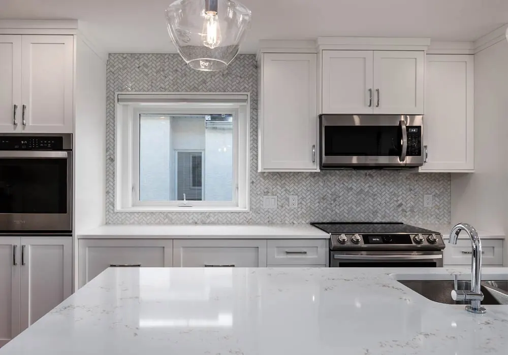 Custom kitchen and living room by Amend Developments, photo 9